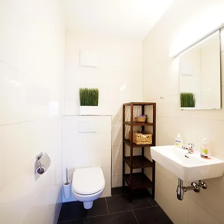 Holderle - 12 Apartman *