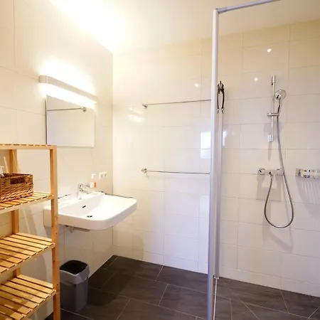Holderle - 12 Apartman *